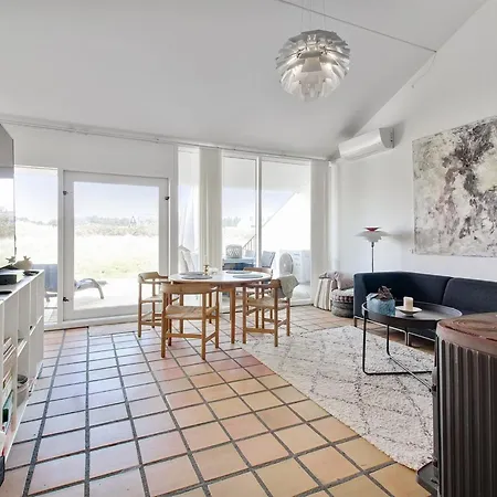 Lejlighed Virpi - 1km From The Sea By Interhome *